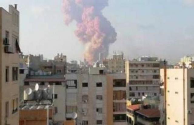 حرائق لا تزال مشتعلة عقب انفجار بيروت