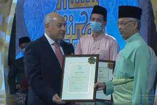 شيخ الأزهر الشخصية الإسلامية الأولى في ماليزيا... وشكر خاص لسطان ماليزيا